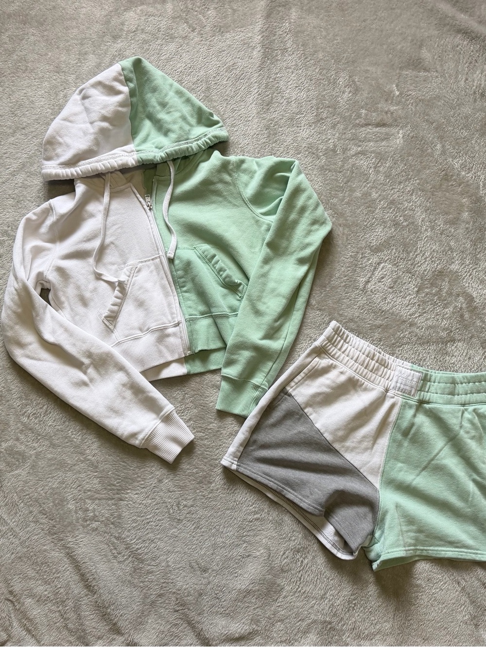 Hollister Mint & White Colorblock Cropped Hoodie and High Rise Shorts Set
